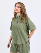 Load image into Gallery viewer, BLISS WASHED SHIRT - CLOVER