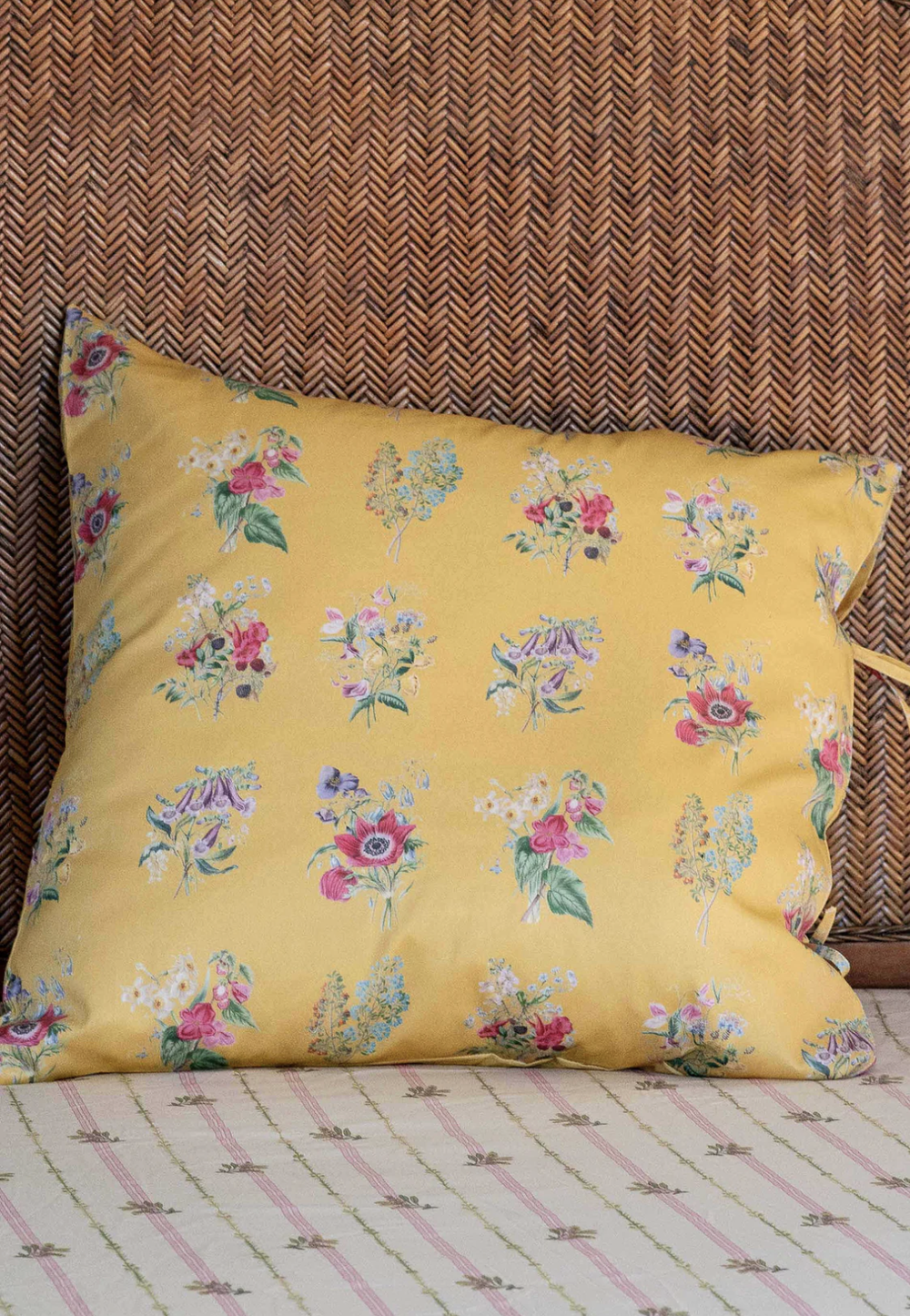 SUMMERLAND EURO PILLOWCASE