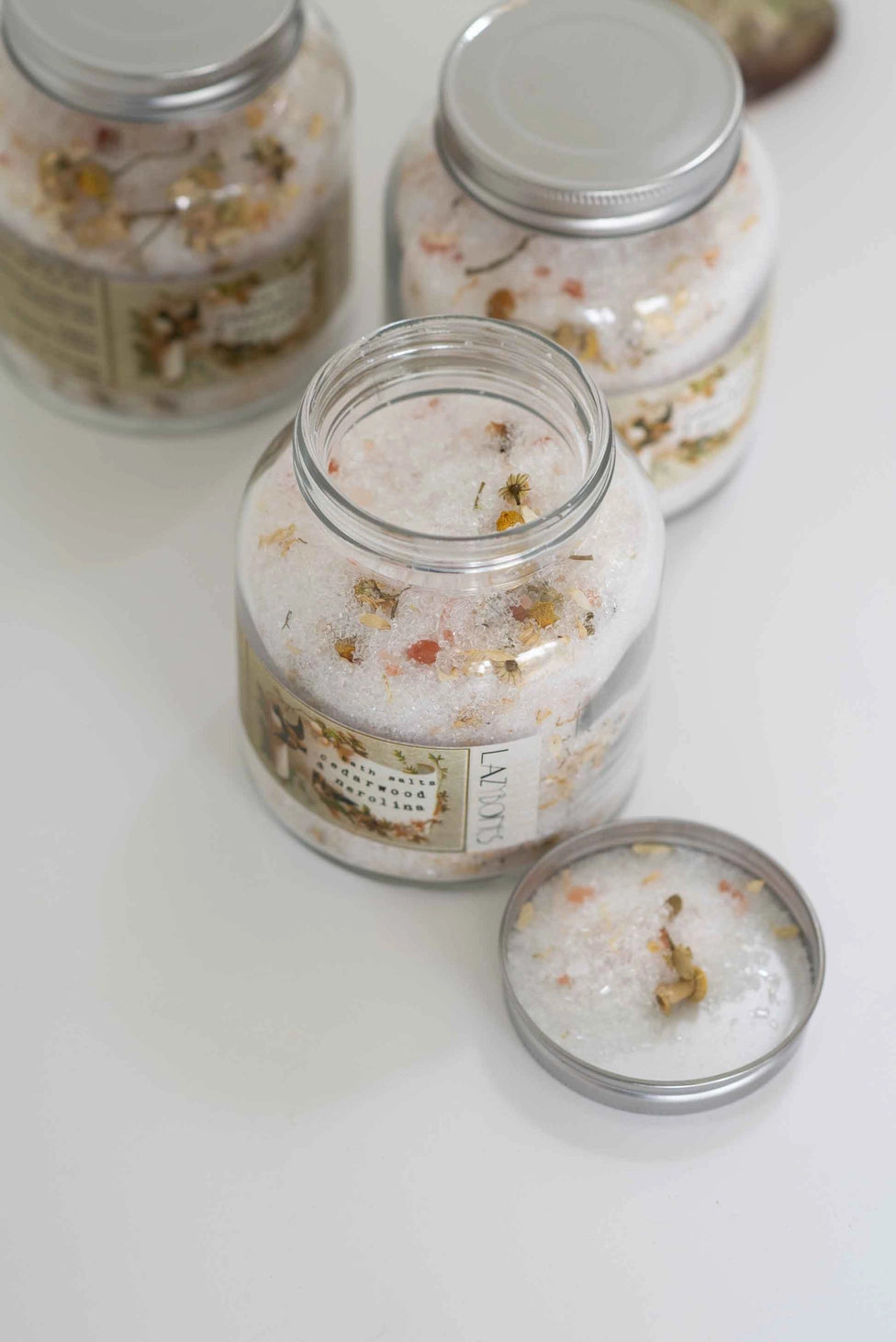 BATH SALTS - CEDARWOOD & NEROLINA