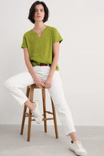 Load image into Gallery viewer, KELLOW T-SHIRT - DARK CITRON