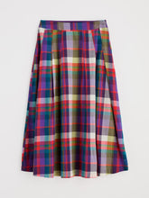 Load image into Gallery viewer, JAMBOREE SKIRT - FLORABUNDA MULTI DAMSON