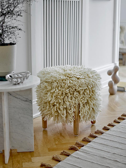 LOMBA STOOL