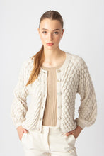Load image into Gallery viewer, SOLID CARDIGAN - STRUCTURE PATTERN - OFF WHITE