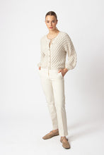 Load image into Gallery viewer, SOLID CARDIGAN - STRUCTURE PATTERN - OFF WHITE