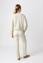 Load image into Gallery viewer, SOLID CARDIGAN - STRUCTURE PATTERN - OFF WHITE