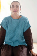 Load image into Gallery viewer, SUNDAY VEST - MARINE