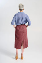 Load image into Gallery viewer, HELBURN HAVEN SKIRT - VINO