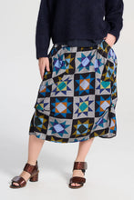 Load image into Gallery viewer, VEDA MILWAUKEE SKIRT - NIGHT