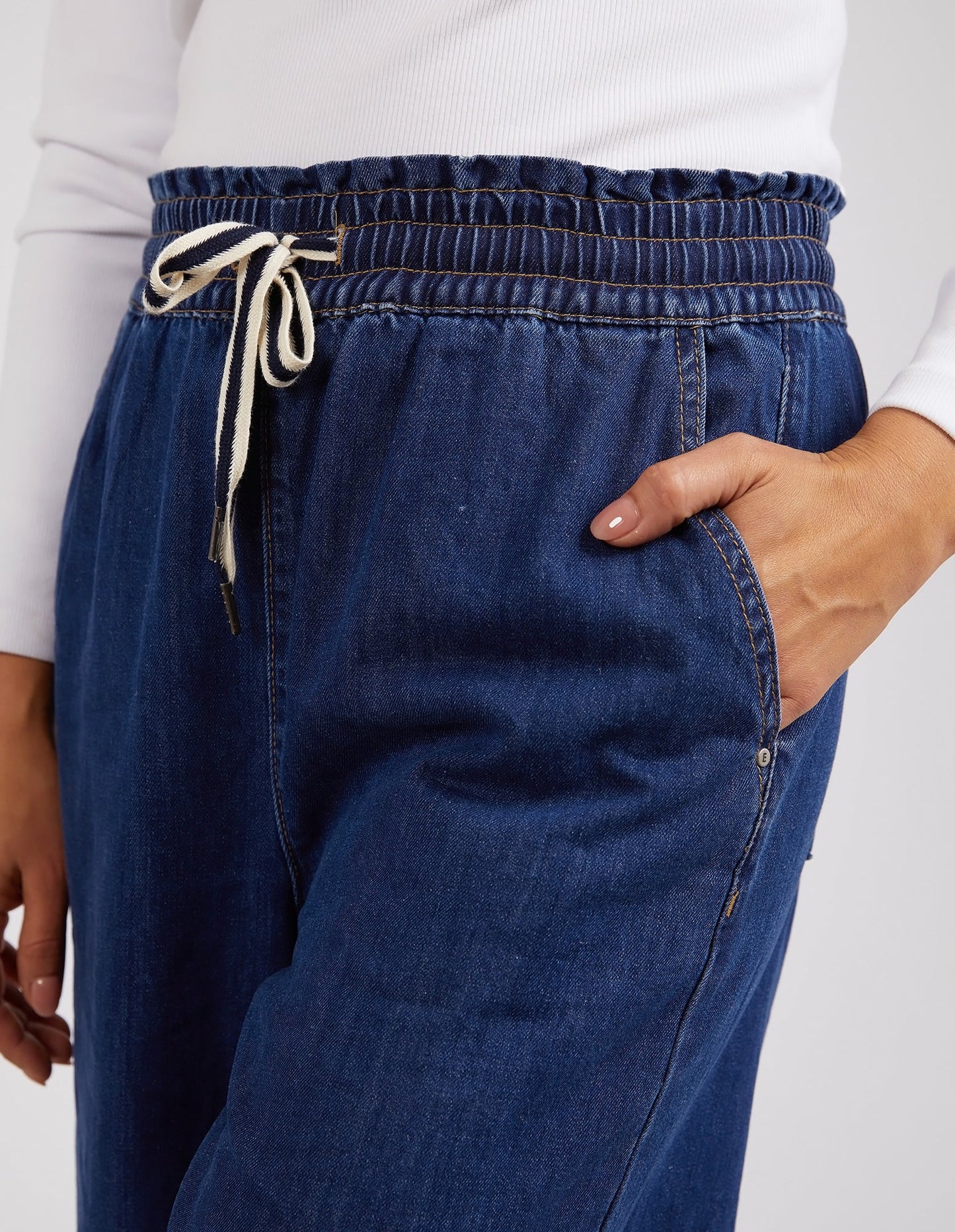 GRETA WIDE LEG PANT - MID BLUE WASH