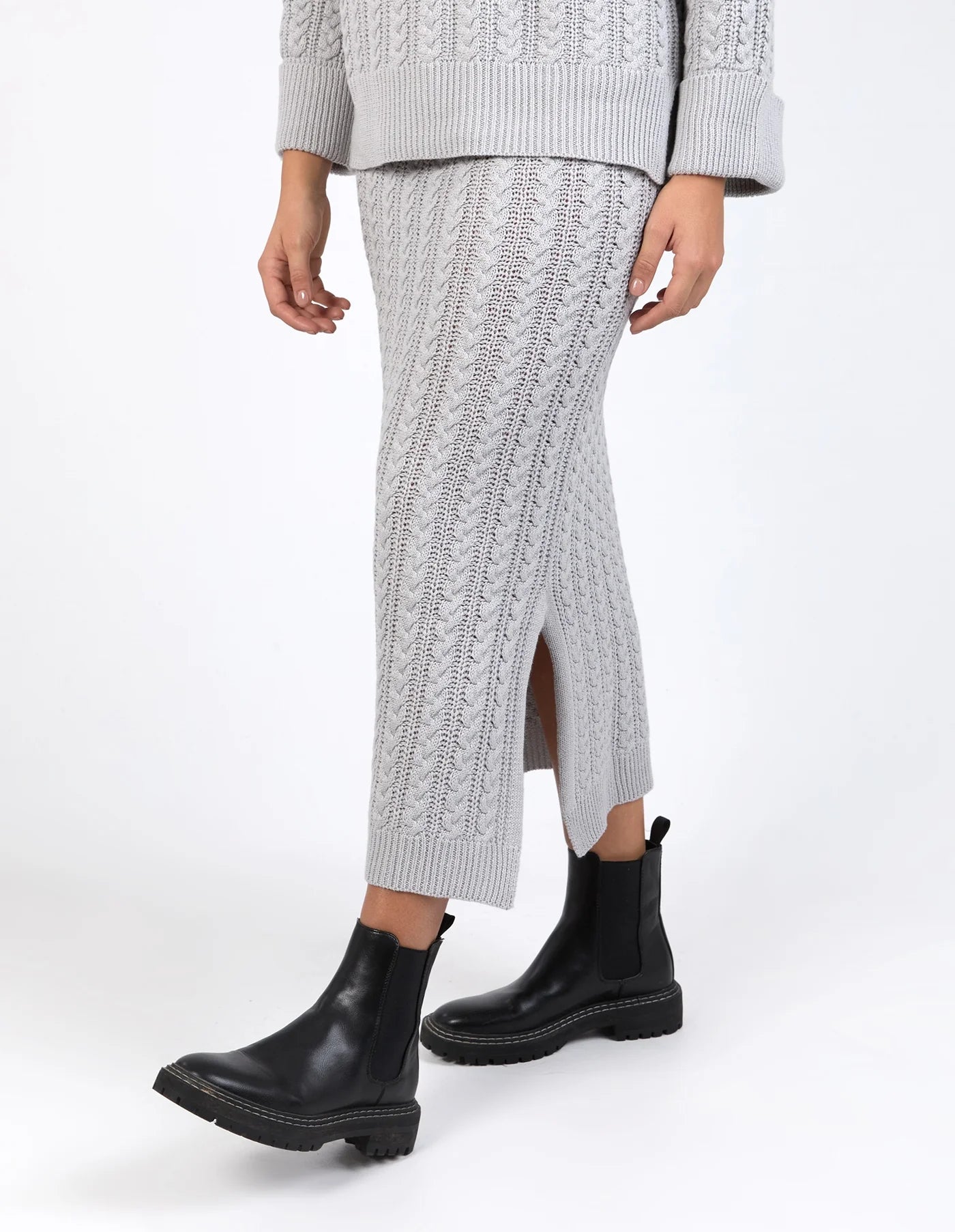 REMI KNIT SKIRT