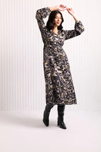 Load image into Gallery viewer, BLOCKBUSTER DRESS - SOFT FOCUS