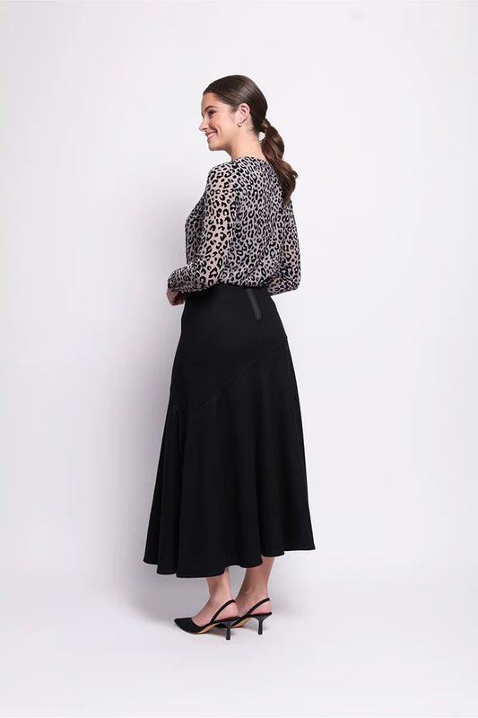 WOOL THE WORLD SKIRT - BLACK