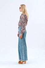 Load image into Gallery viewer, RIVER SHIRT LONG SLEEVE - GRAPHIC PRINT