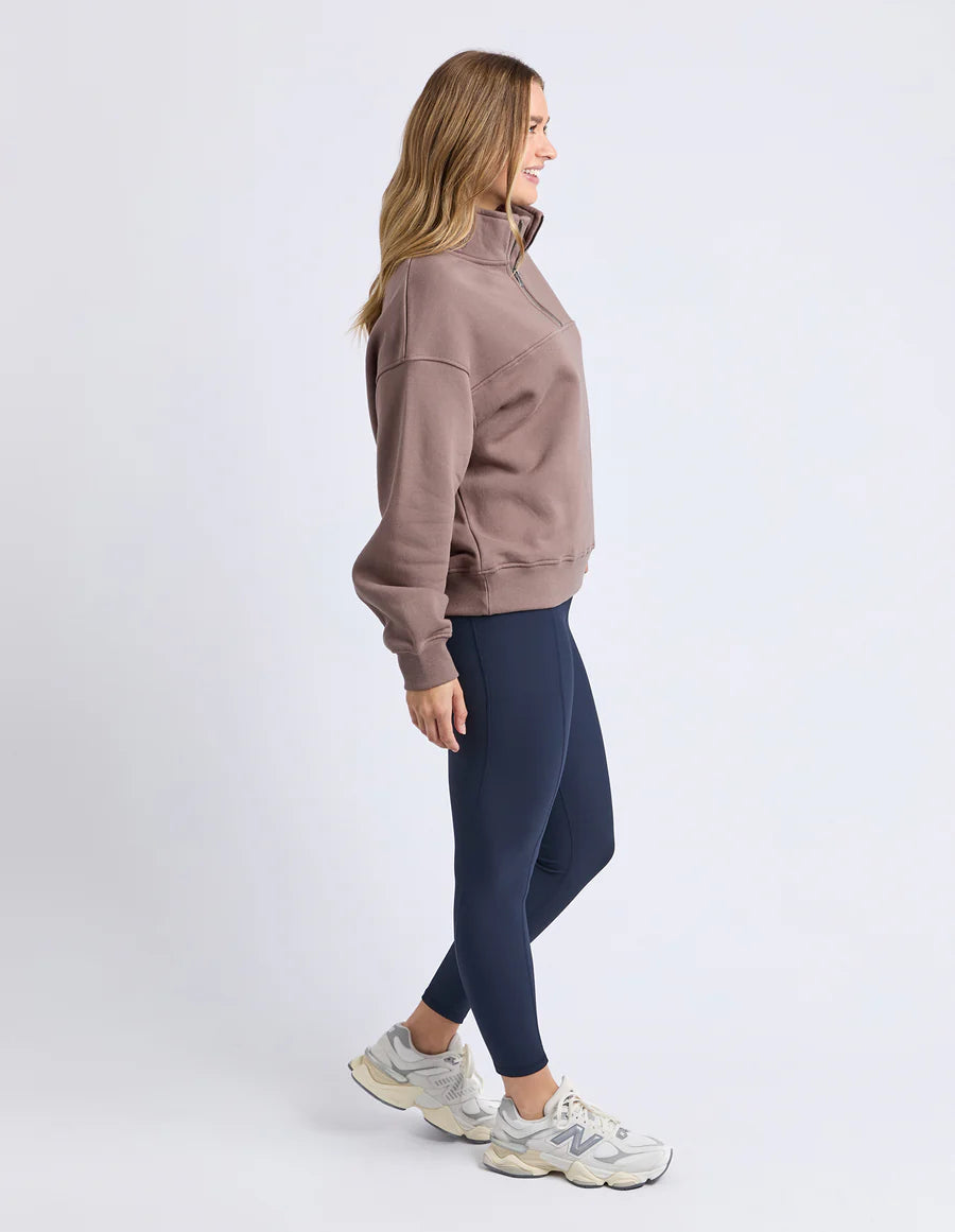 COLLEGE ZIP CREW - MOCHA