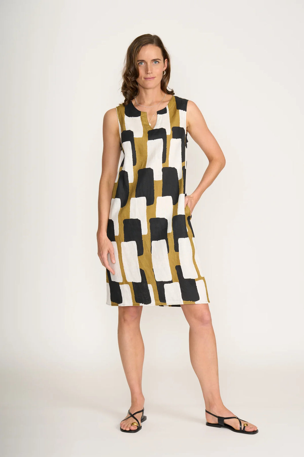 SUN-SATIONAL DRESS - ART BOX