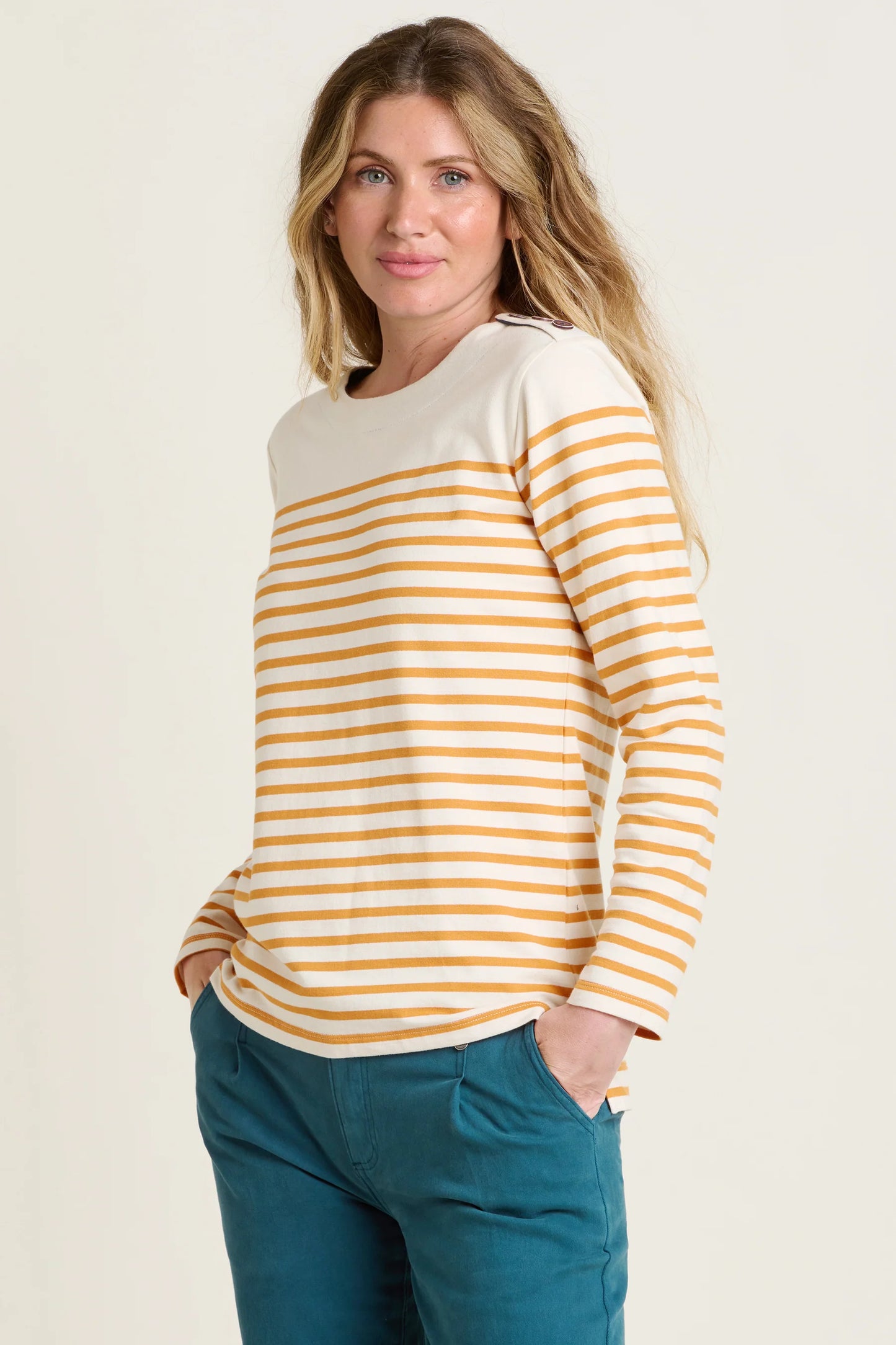 ENGINEERED STRIPE BELLA CREW