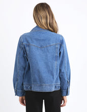 Load image into Gallery viewer, HUNTER DENIM JACKET