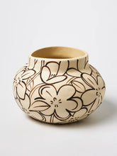 Load image into Gallery viewer, TENDER FRANGIPANI BOWL VASE