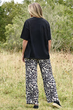 Load image into Gallery viewer, HAUTE TO TROT PANT - LEOPARD