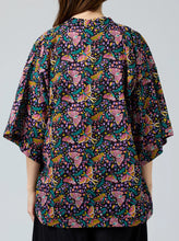 Load image into Gallery viewer, KIMONO - BUTTERFLY