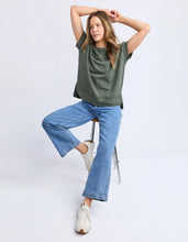 Load image into Gallery viewer, ALLISON TEE - KHAKI