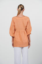 Load image into Gallery viewer, V-NECK LINEN BLOUSE