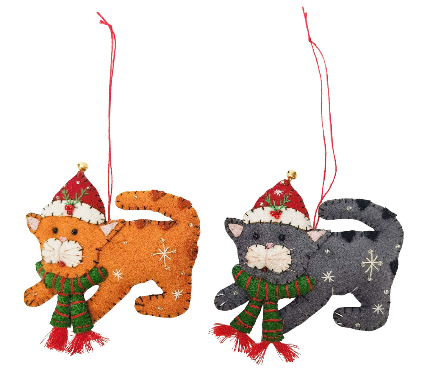 PLAYFUL CHRISTMAS CATS DECORATIONS