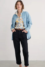 Load image into Gallery viewer, LARISSA SHIRT - PAINTED DAFFODIL CHALK