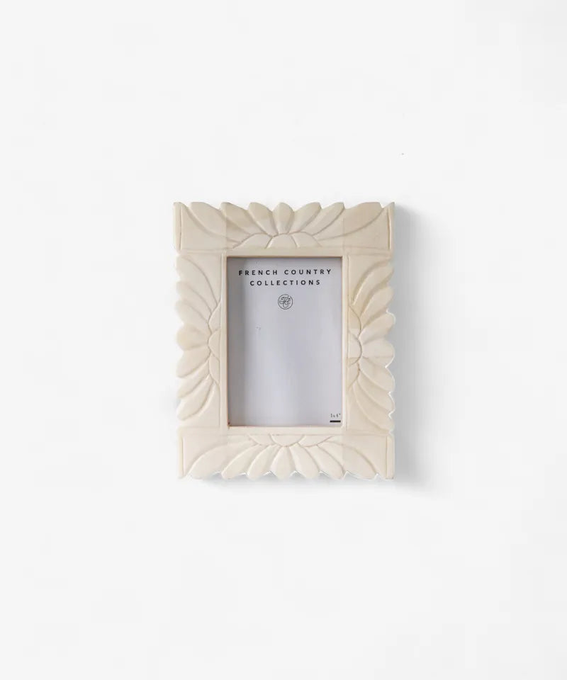 ARIA CARVED FRAME MINI