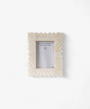 Load image into Gallery viewer, ARIA CARVED FRAME MINI