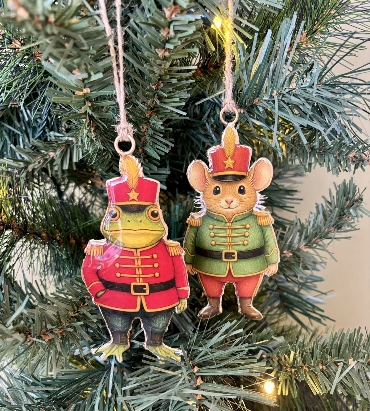 NUTCRACKER MOUSE & FROG DECORATION Set of 2