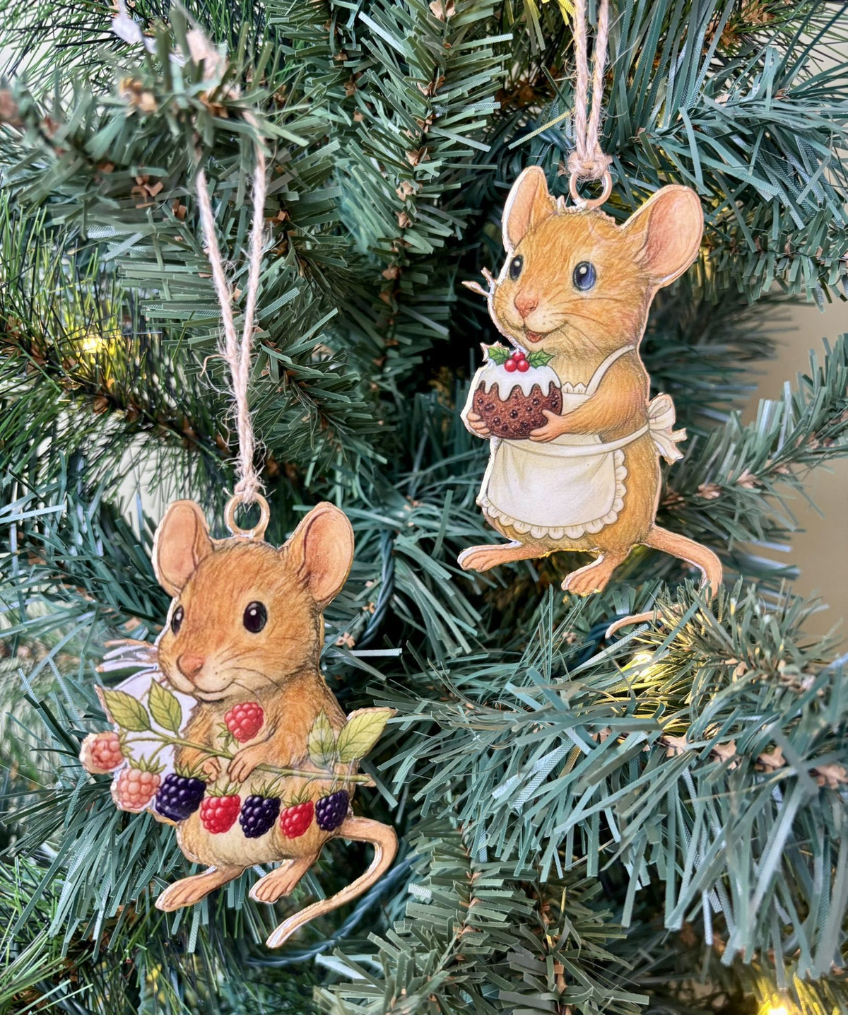 METAL BERRY MICE DECORATION