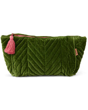 Load image into Gallery viewer, VELVET TOILETRY BAG