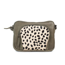 Load image into Gallery viewer, LOTTIE BAG - OLIVE / THUMBPRINT