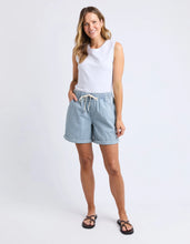 Load image into Gallery viewer, ELM HOLLY STRIPE SHORT