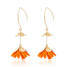 Load image into Gallery viewer, ASTER EARRINGS