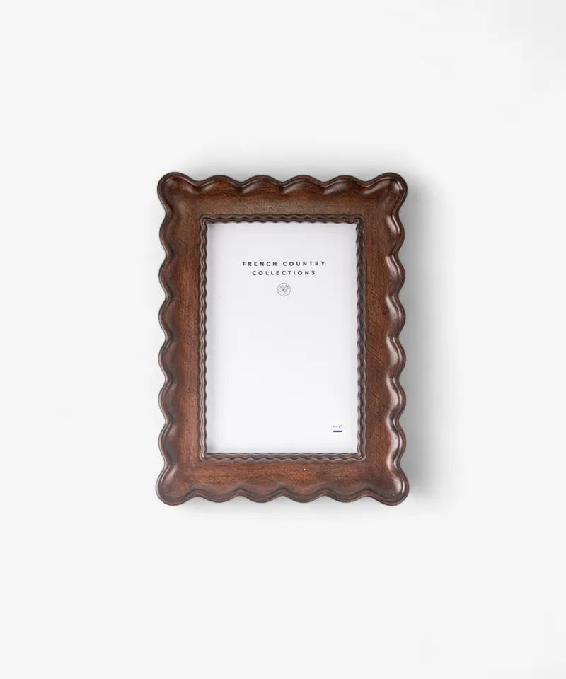 CHESTNUT WAVY PHOTOFRAME  - 4” X 6”
