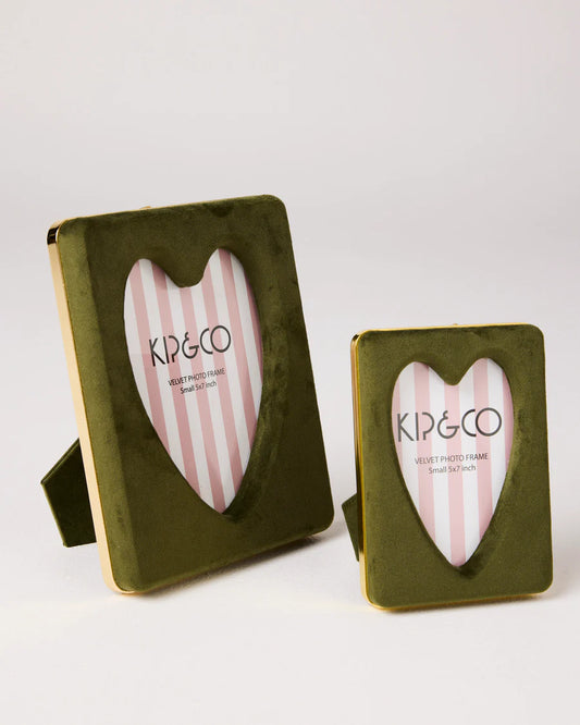 CAMPSITE HEART VELVET PHOTO FRAME 4X6