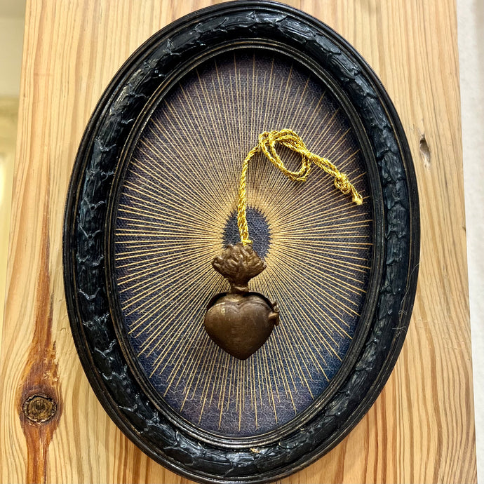 ORNA SATIN OVAL FRAME WITH HOOK