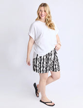 Load image into Gallery viewer, MAURA WOVEN S/S TEE - WHITE