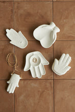 Load image into Gallery viewer, HAMSA HAND HANGING VASE