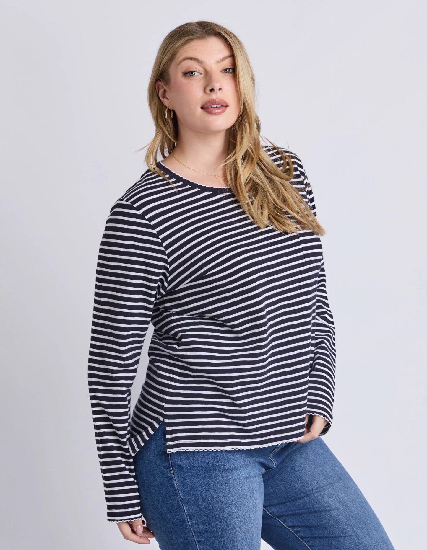 DREA LONG SLEEVE TEE - NAVY WHITE STRIPE