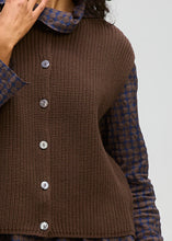 Load image into Gallery viewer, RIBBED VEST - DARK BROWN