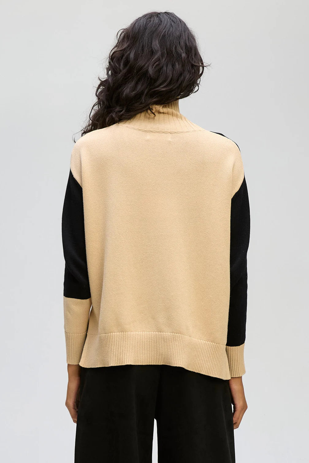 SPOT ON ROLL NECK - TAUPE