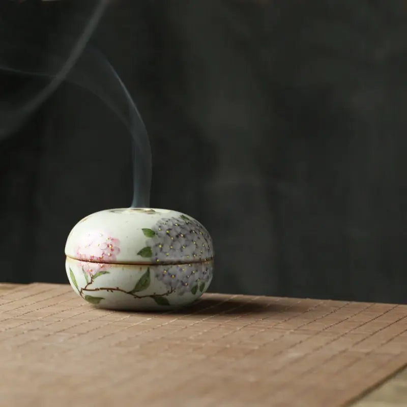 JAPANESE INCENSE HOLDER - HYDRANGEA