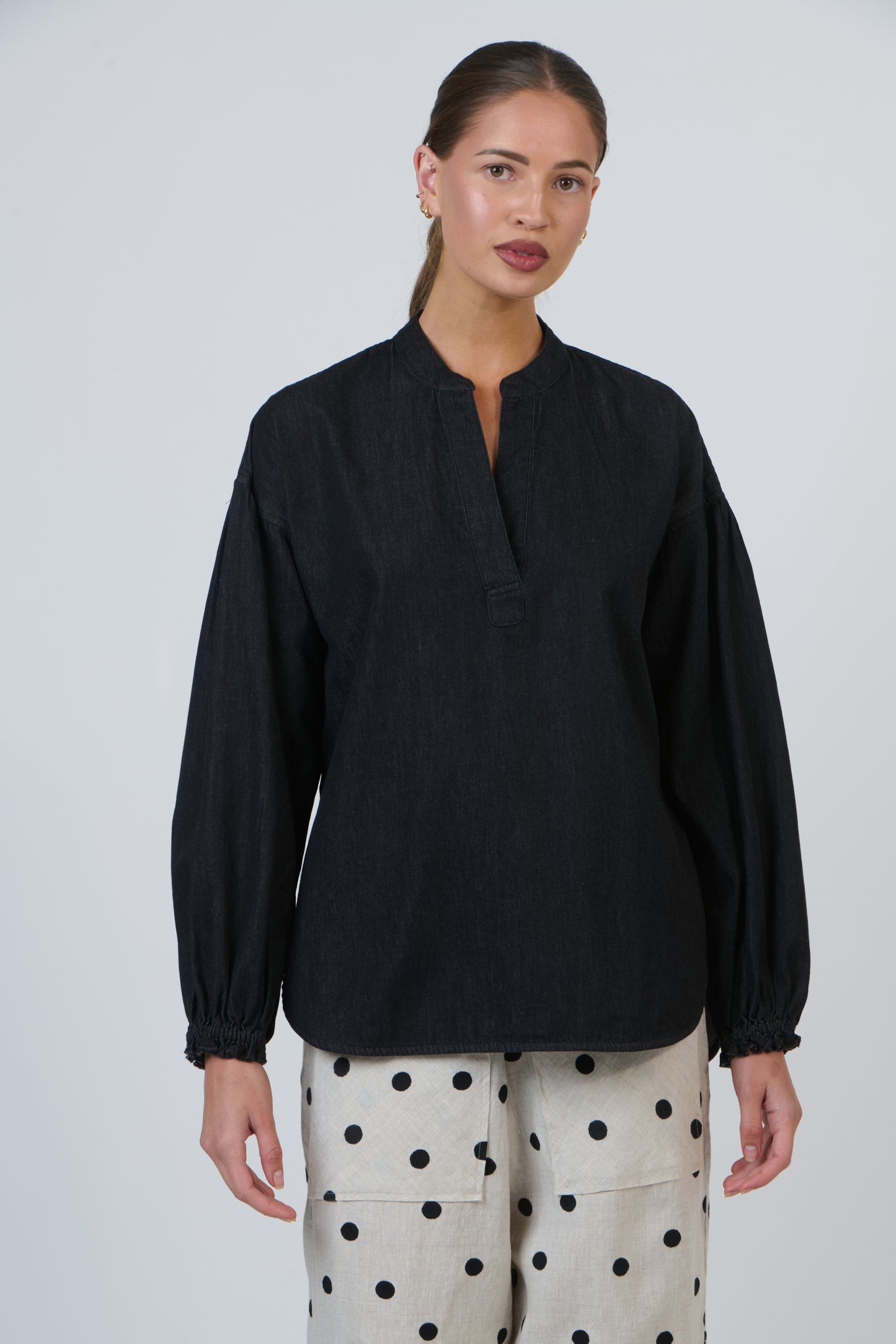 LINEN V-NECK SHIRT - BIKIE
