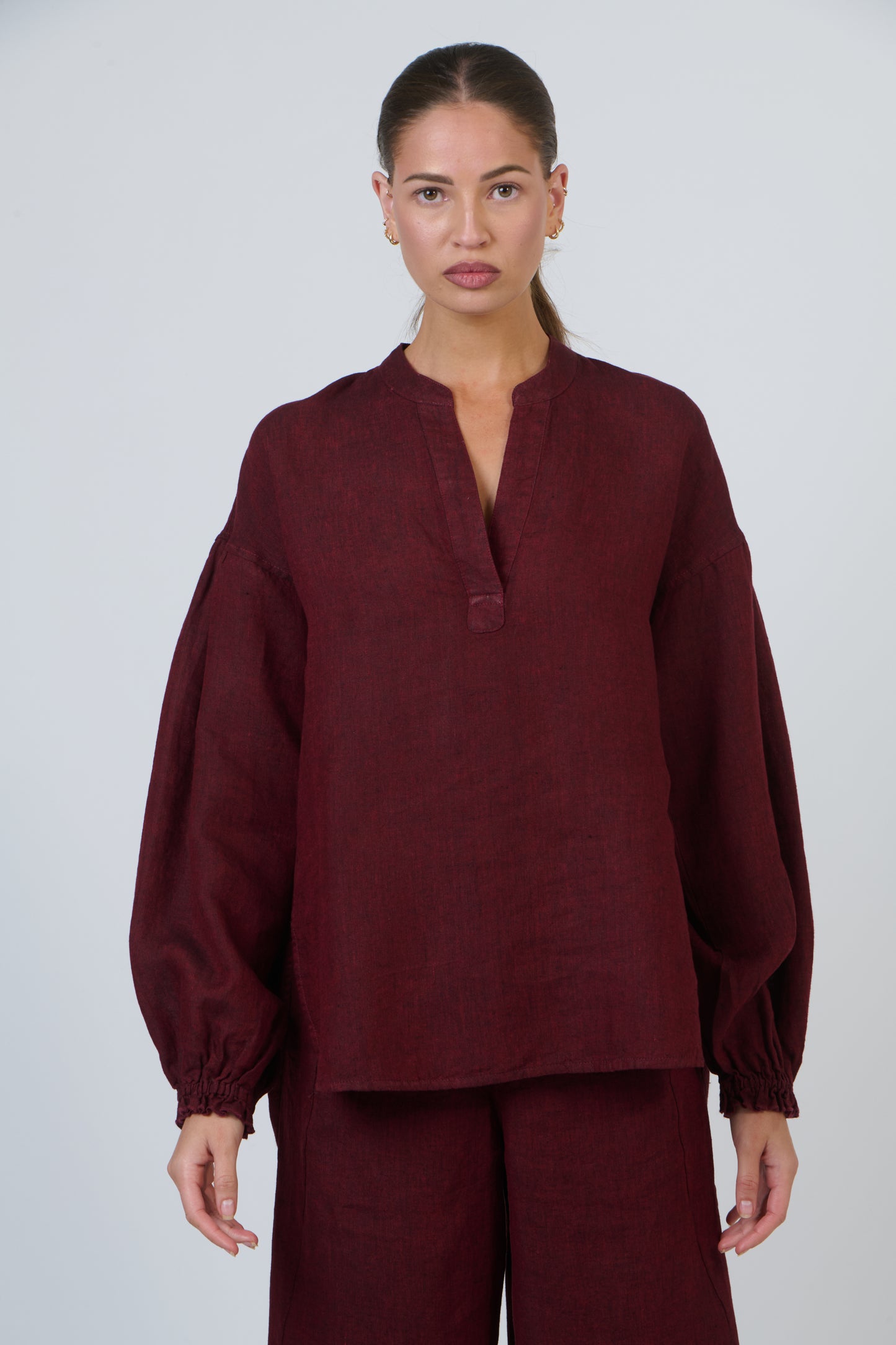 LINEN V-NECK SHIRT - REDWOOD