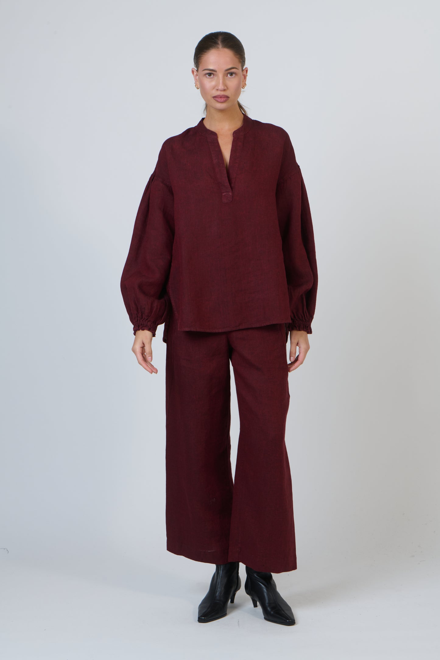 LINEN V-NECK SHIRT - REDWOOD