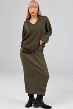 Load image into Gallery viewer, AVIOR SKIRT - OLIVE BRANCH