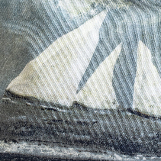 WHITE SAIL ZIP CLUTCH